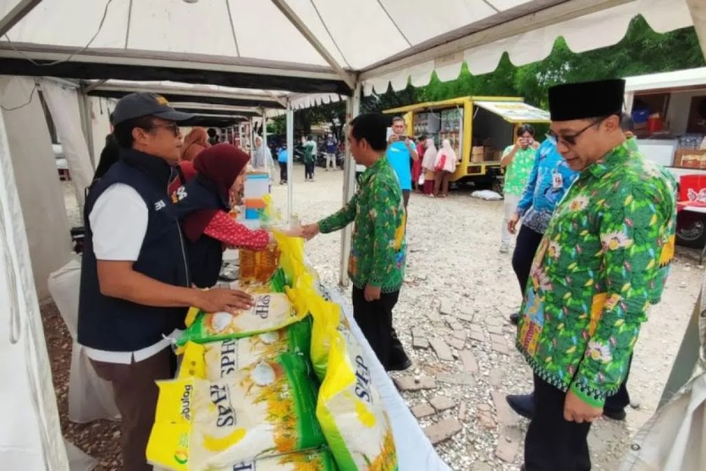 Sudin PPKUKM Jakarta Selatan Gelar Pasar Murah untuk Warga Pesanggrahan